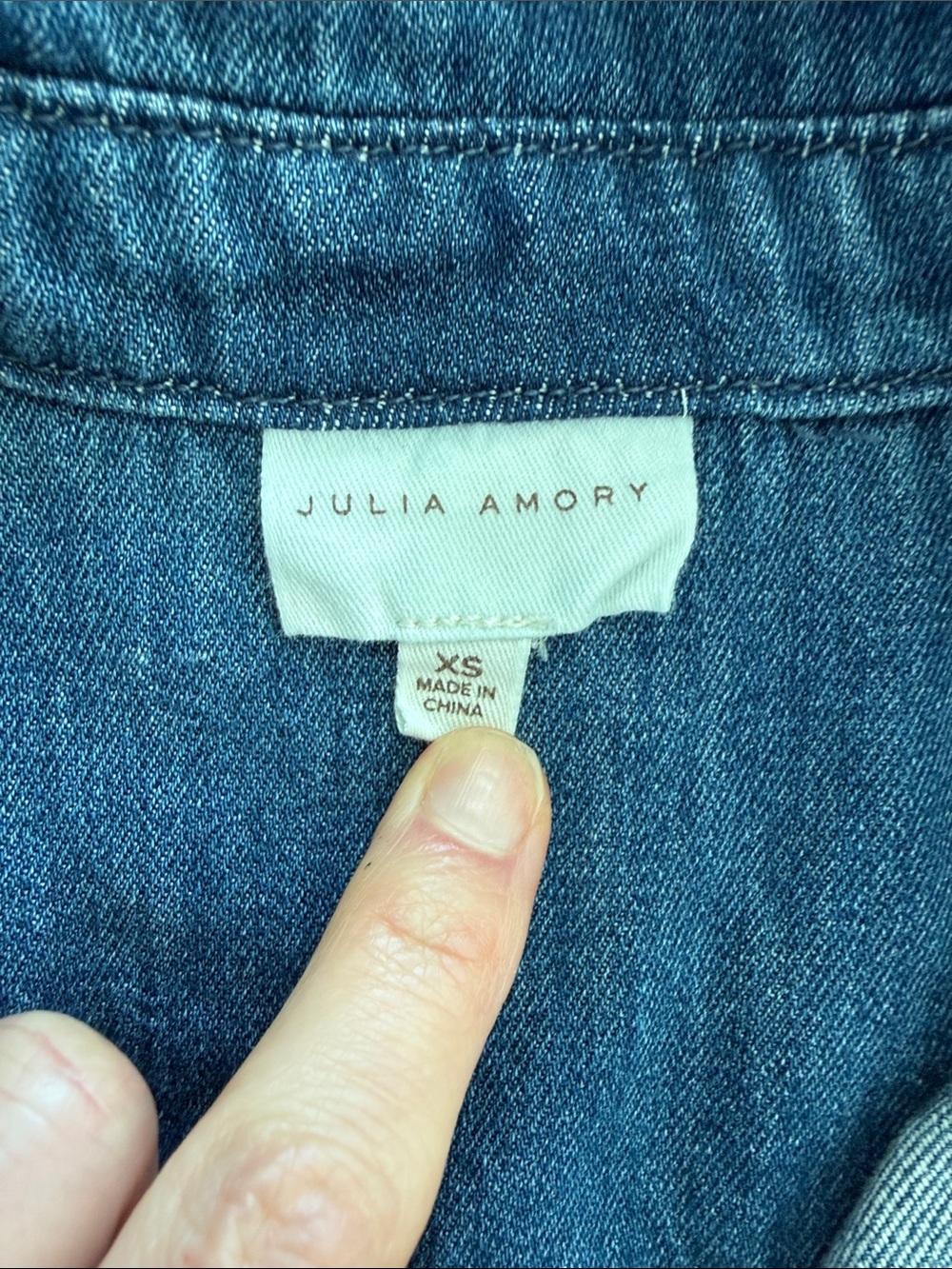 Julia Amory Carolyn Denim Button-Down shirt - Picture 2 of 5